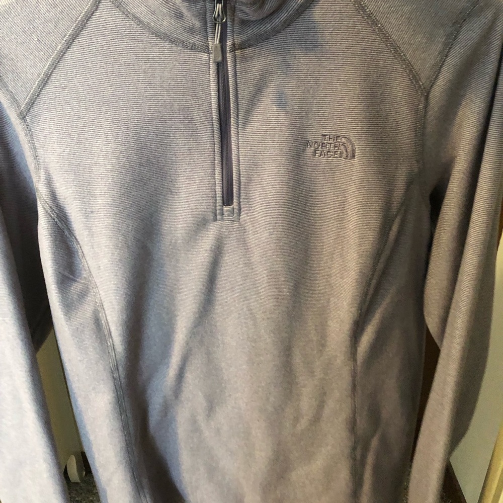 Long sleeve North Face 3/4 zip up